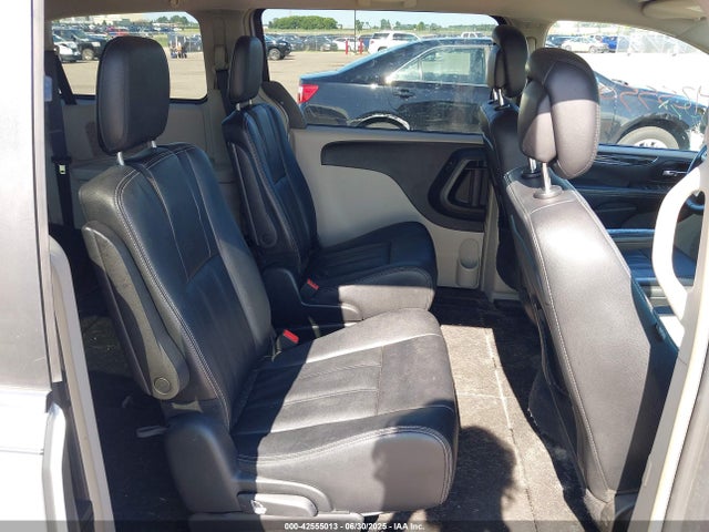 2C4RC1BG8GR290521 Chrysler Town and Country