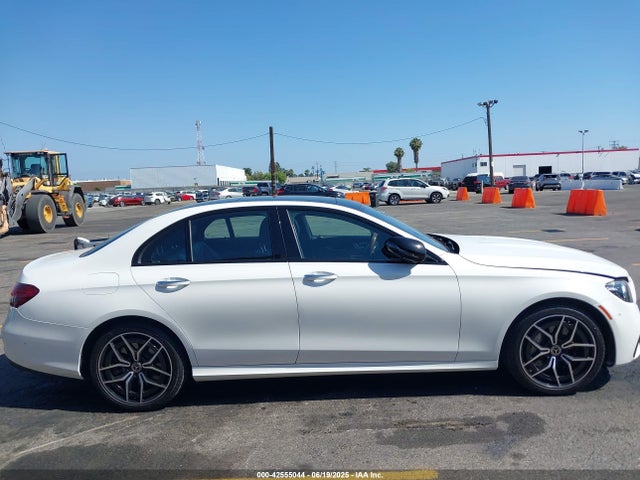W1KZF5KB1MA999672 Mercedes-Benz m256