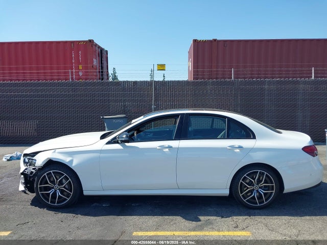 W1KZF5KB1MA999672 Mercedes-Benz m256