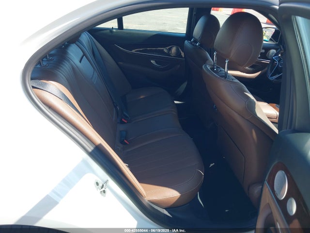 W1KZF5KB1MA999672 Mercedes-Benz m256