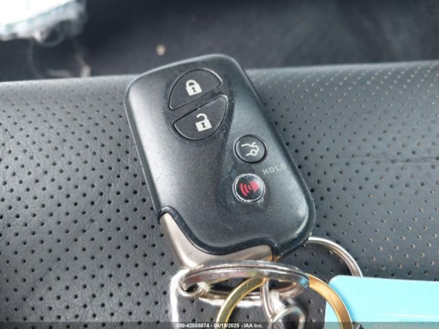 2015 LEXUS IS 250C JTHFF2C23F2533277 Photo 10