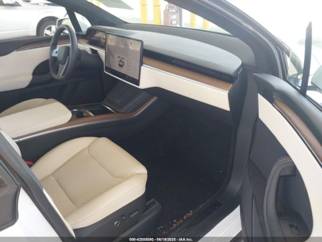2023 TESLA MODEL X 7SAXCDE57PF386397 Photo 4