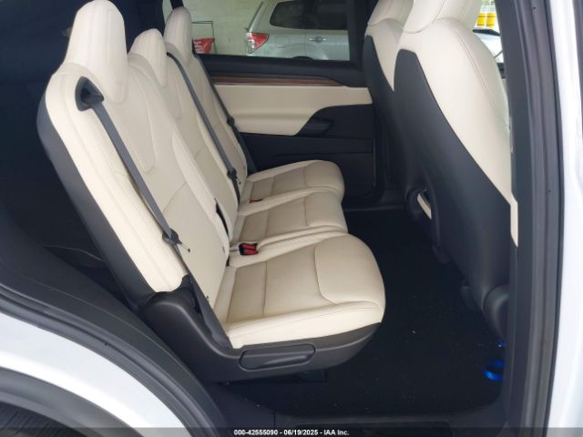 2023 TESLA MODEL X 7SAXCDE57PF386397 Photo 7