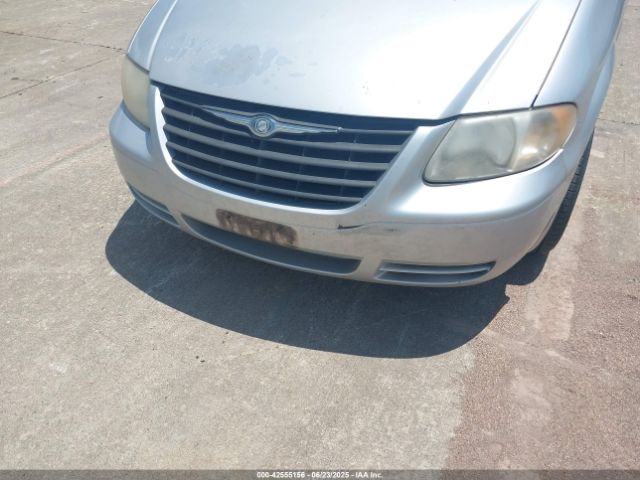 2006 CHRYSLER TOWN & COUNTRY 1A4GP45R26B690673 Photo 5