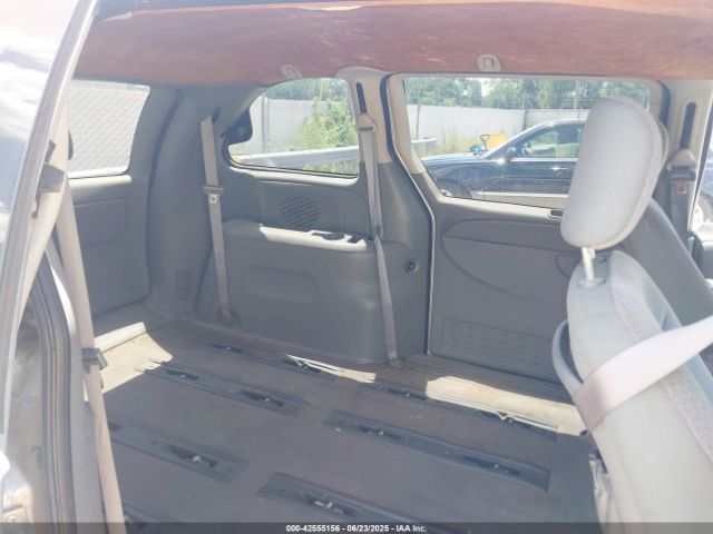 2006 CHRYSLER TOWN & COUNTRY 1A4GP45R26B690673 Photo 7