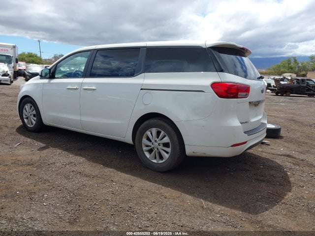 KIA 2017 2017 KNDMB5C12H6302170 Image 3