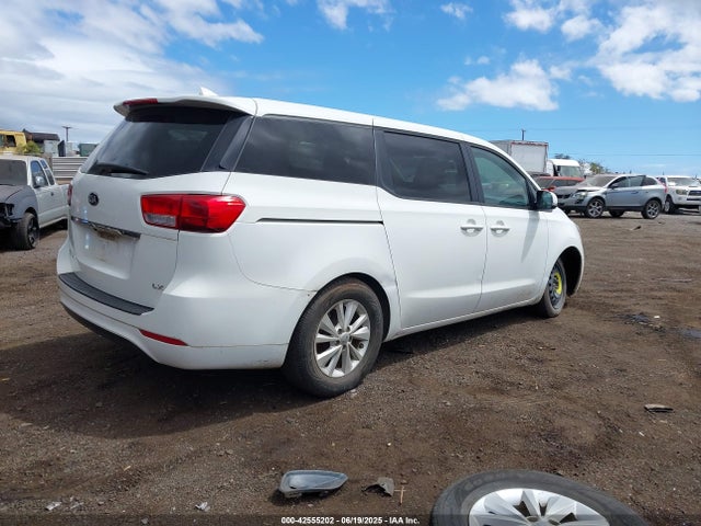 KIA 2017 2017 KNDMB5C12H6302170 Image 4