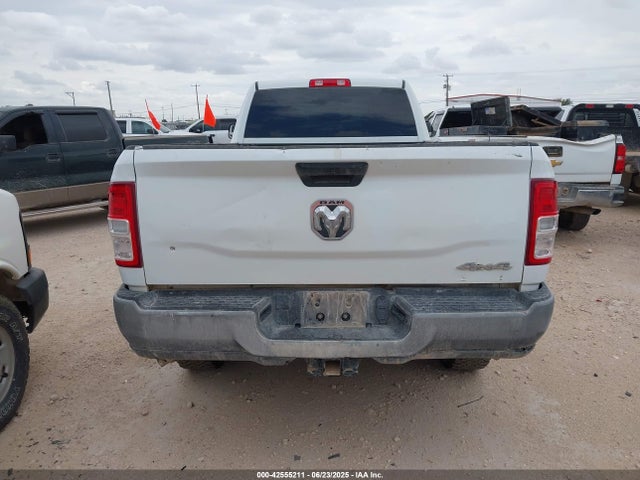 3C6UR5HJ8NG345403 RAM 2500