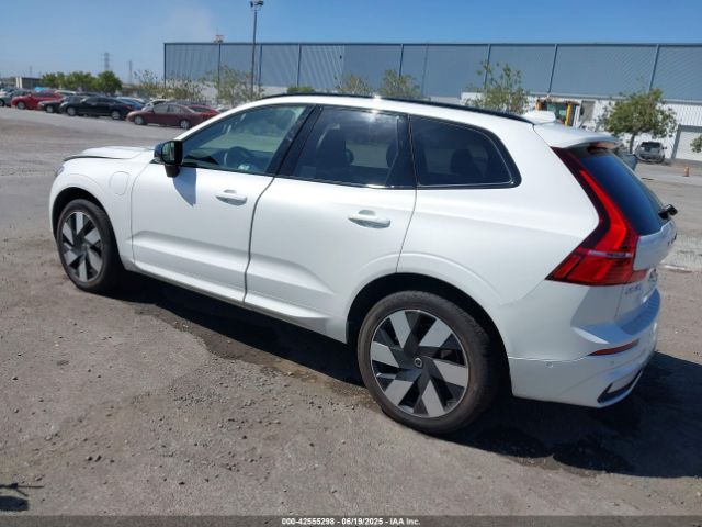 2025 VOLVO XC60 PLUG-IN HYBRID YV4H60RC9S1049609 Photo 2