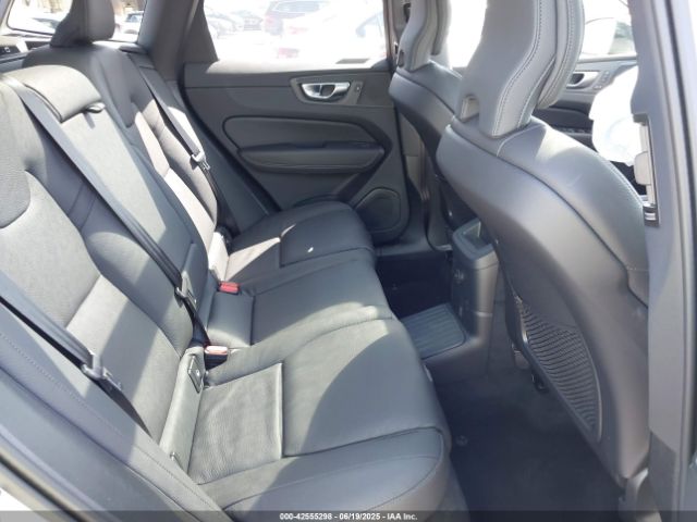 2025 VOLVO XC60 PLUG-IN HYBRID YV4H60RC9S1049609 Photo 7