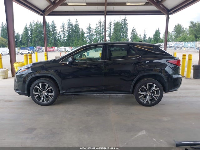2T2BZMCA0HC089351 Lexus 2017