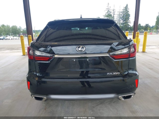 2T2BZMCA0HC089351 Lexus 2017