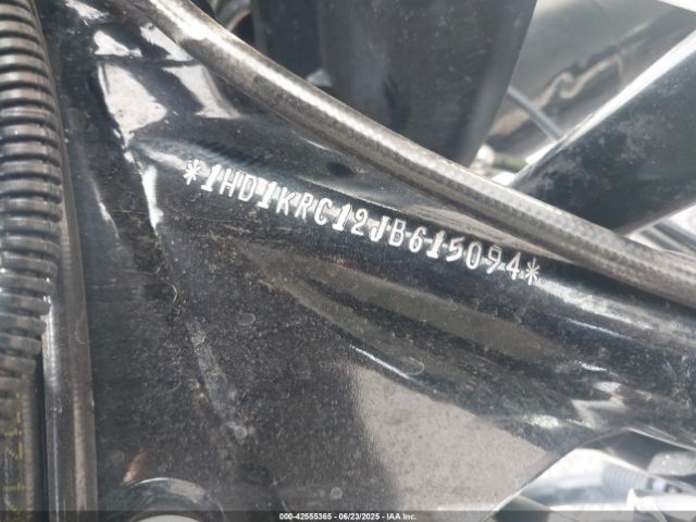 2018 HARLEY-DAVIDSON FLHXS 1HD1KRC12JB615094 Photo 9