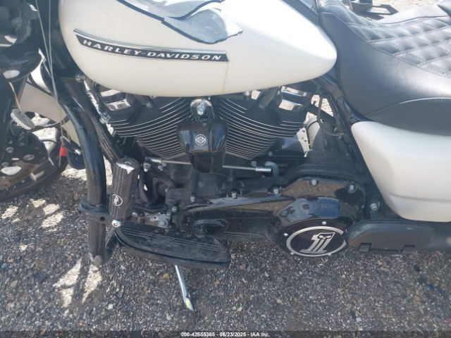 2018 HARLEY-DAVIDSON FLHXS 1HD1KRC12JB615094 Photo 8
