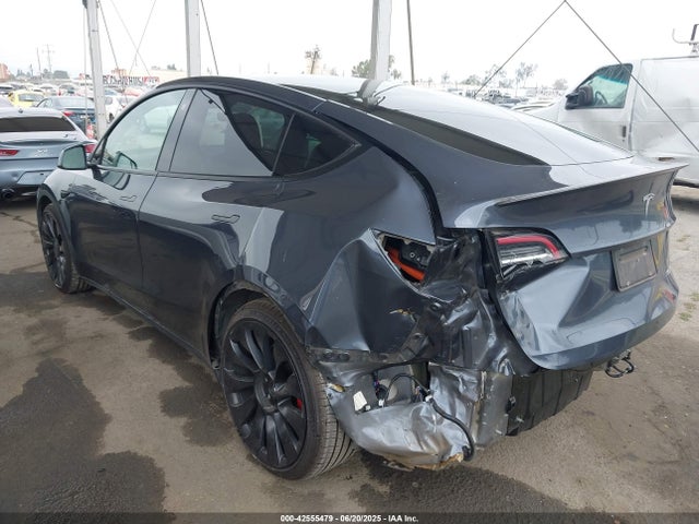 7SAYGDEF1NF330230 Tesla 2022