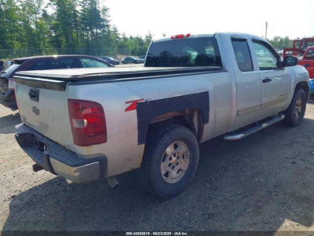 2013 CHEVROLET SILVERADO 1500 1GCRKSE78DZ285227 Photo 3