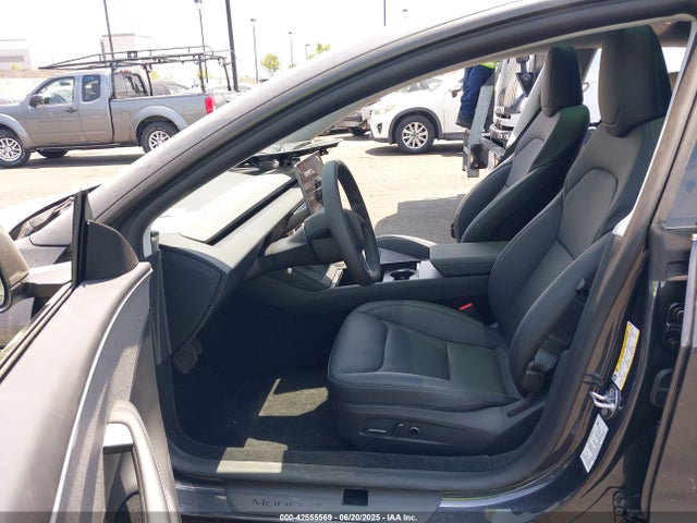 2025 TESLA MODEL 3 5YJ3E1EA8SF007708 Photo 4