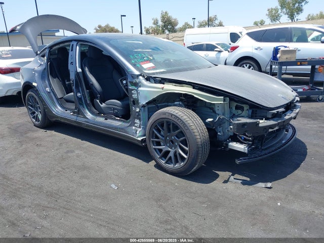 2025 TESLA MODEL 3 5YJ3E1EA8SF007708 Photo 5