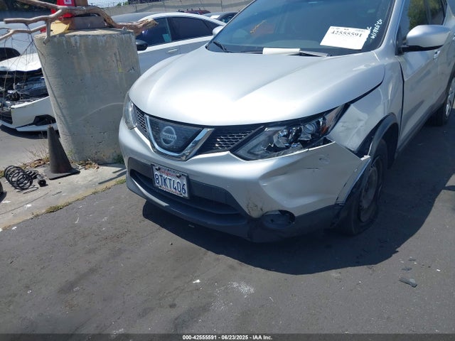 JN1BJ1CRXKW338000 Nissan 2019