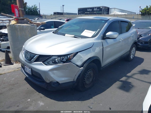 JN1BJ1CRXKW338000 Nissan 2019