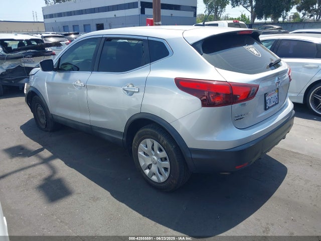 JN1BJ1CRXKW338000 Nissan 2019