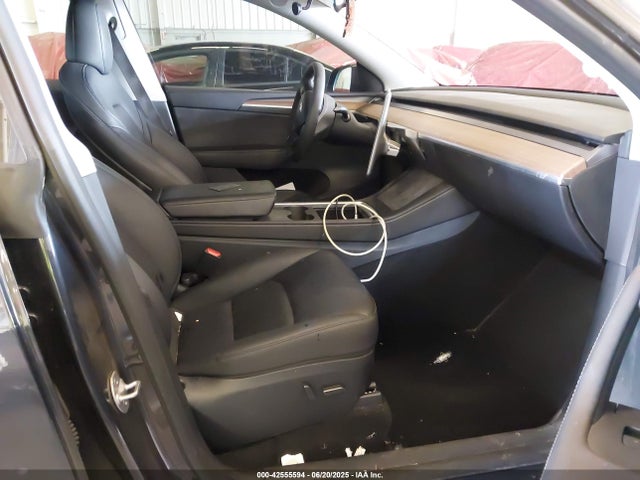 2024 TESLA MODEL Y 7SAYGDEE5RF003780 Photo 4