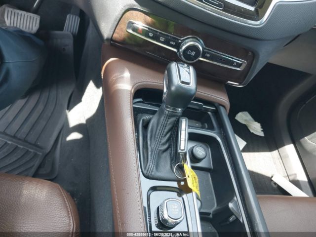 2019 VOLVO XC90 YV4A22PKXK1441050 Photo 10