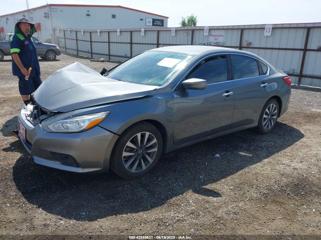 1N4AL3AP8HC200665 Nissan 2017