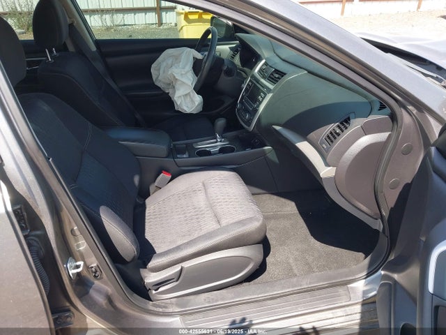 1N4AL3AP8HC200665 Nissan 2017