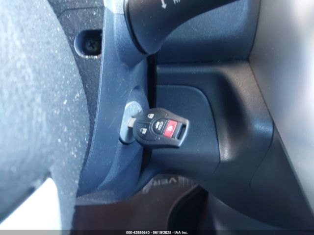 3N1CN7AP7FL807083 Nissan 2015