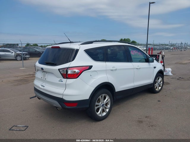 1FMCU9G92JUB62650 Ford Escape