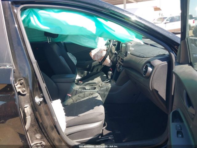 2019 HYUNDAI KONA KM8K62AA6KU282114 Photo 4