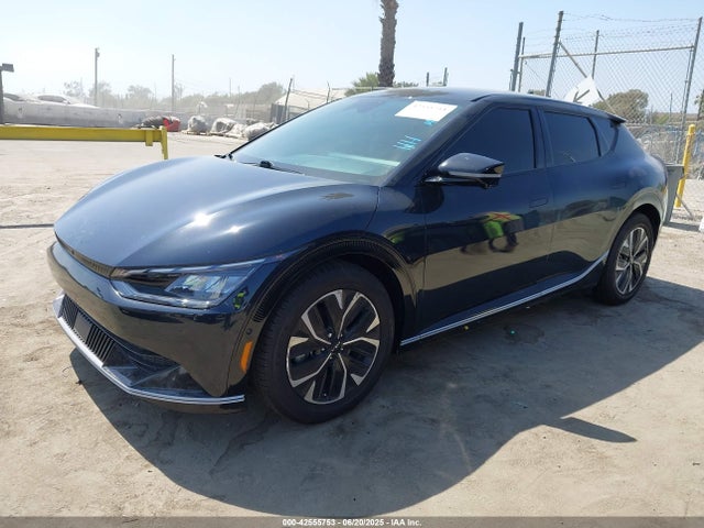 KIA 2023 2023 KNDC34LA4P5100289 Image 2