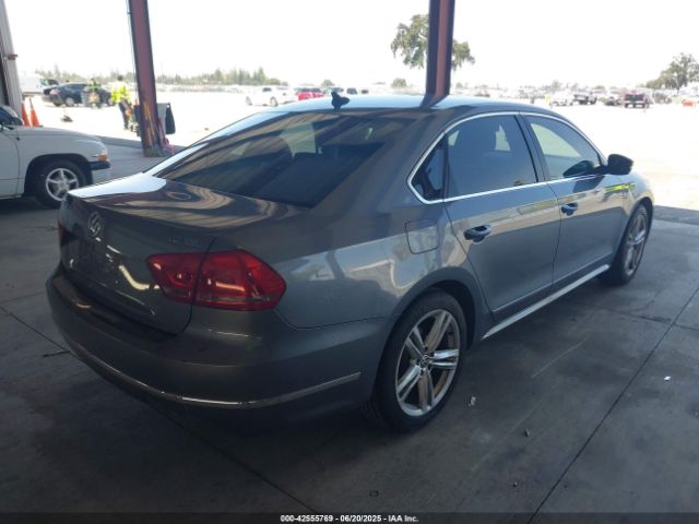 2014 VOLKSWAGEN PASSAT 1VWCN7A37EC032883 Photo 3