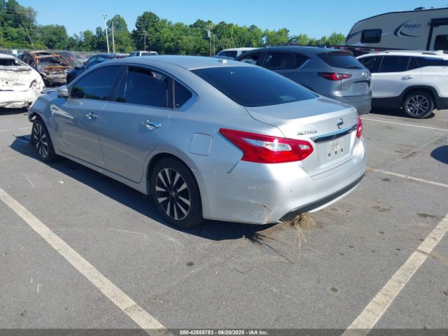 2017 NISSAN ALTIMA 1N4AL3APXHC169001 Photo 2