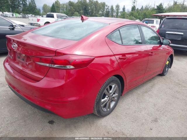 5NPD84LF4HH035740 Hyundai 2017