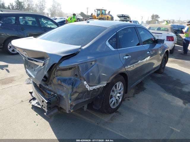 1N4AL3AP2FN882993 Nissan 2015