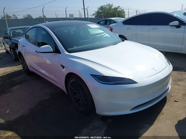 2025 TESLA MODEL 3 5YJ3E1EA4SF005535 Photo 0