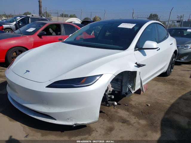 2025 TESLA MODEL 3 5YJ3E1EA4SF005535 Photo 1