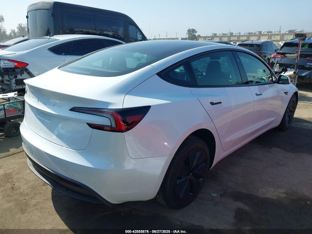 2025 TESLA MODEL 3 5YJ3E1EA4SF005535 Photo 3