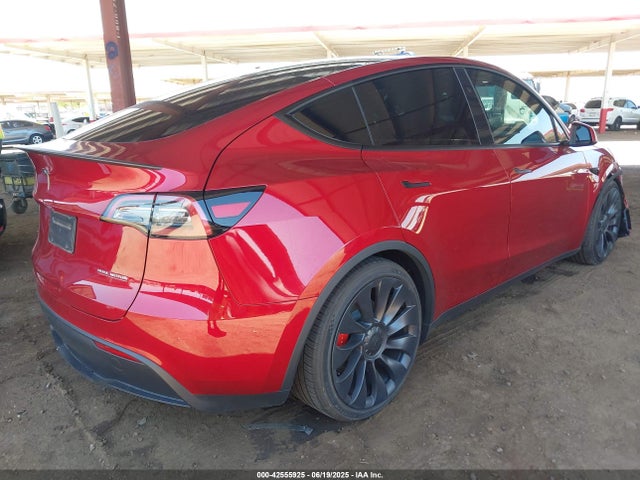 2024 TESLA MODEL Y 7SAYGDEF0RF048313 Photo 3
