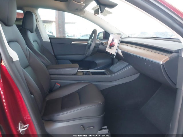 2024 TESLA MODEL Y 7SAYGDEF0RF048313 Photo 4