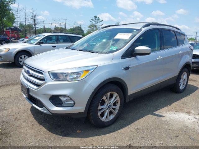2018 FORD ESCAPE 1FMCU9GD8JUD46236 Photo 1