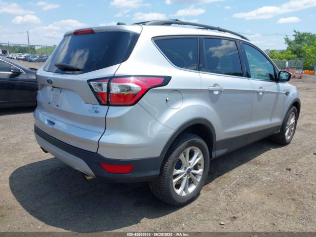 2018 FORD ESCAPE 1FMCU9GD8JUD46236 Photo 3