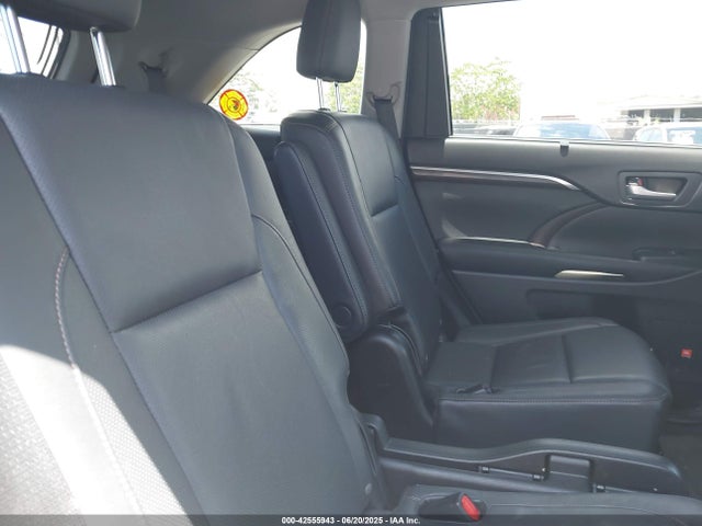 Toyota 2gr-fe 2015 5TDYKRFH1FS074807 Image 8