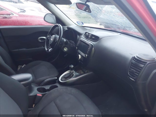 KNDJP3A53J7562155 KIA g