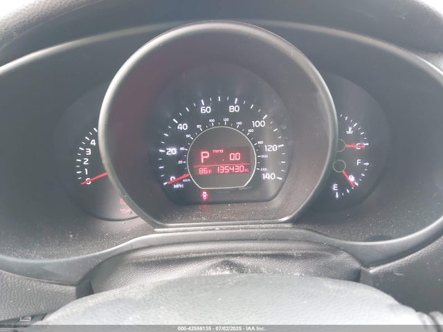 KNDJP3A53J7562155 KIA g
