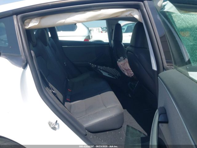 2024 TESLA MODEL 3 5YJ3E1EAXRF732494 Photo 7