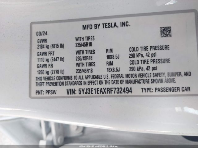 2024 TESLA MODEL 3 5YJ3E1EAXRF732494 Photo 8