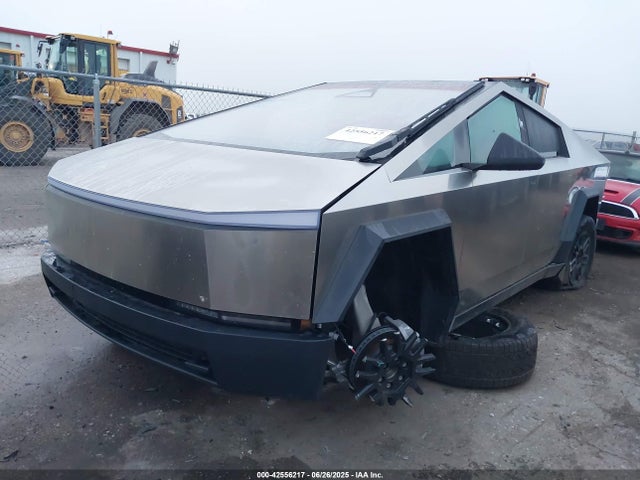 2025 TESLA CYBERTRUCK 7G2CEHED8SA070286 Photo 1